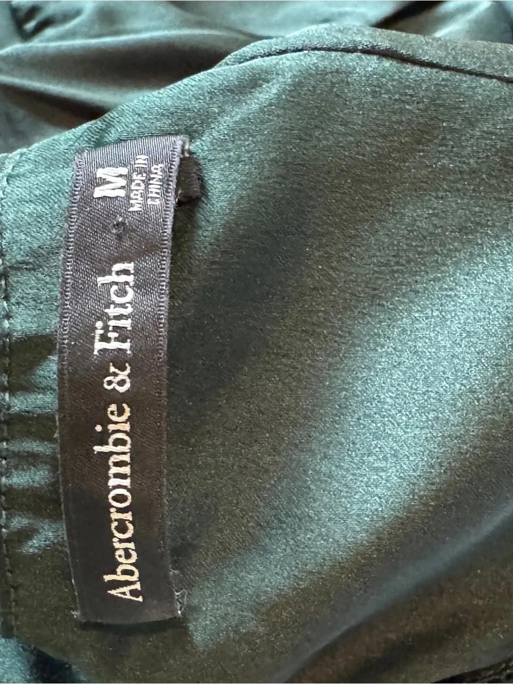 Abercrombie & Fitch Dark Green Pleated Midi Dress - Picture 3 of 3